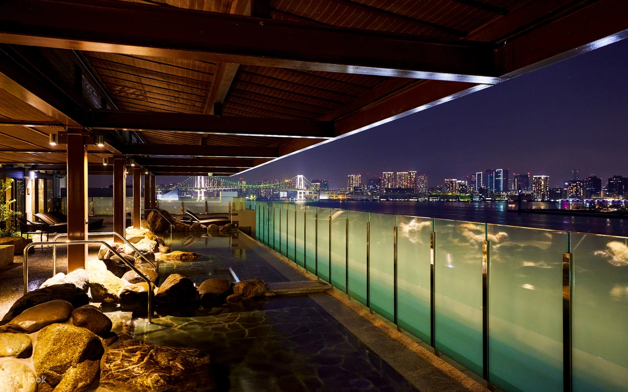 Senkyaku Banrai Toyosu Manyo Club Onsen Experience in Tokyo